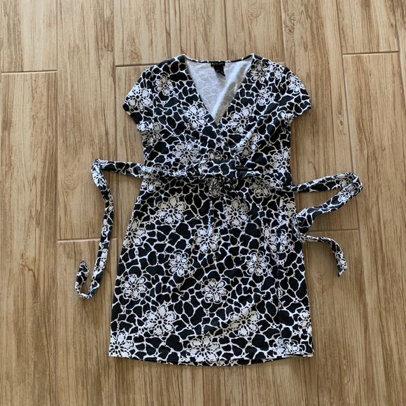 Rgl New York black & white tie-waist mini-dress - Picture 2 of 6